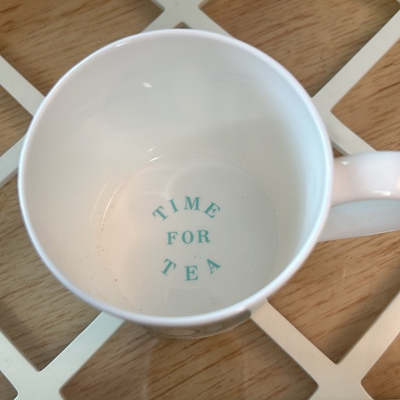 Fortnum’s Alphabet P Mug - Picture 5 of 7
